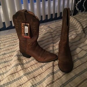 Ariat woman’s cowboy boots